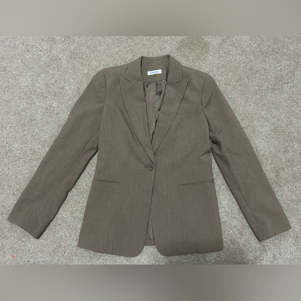 Calvin Klein Women’s Blazer size: 4